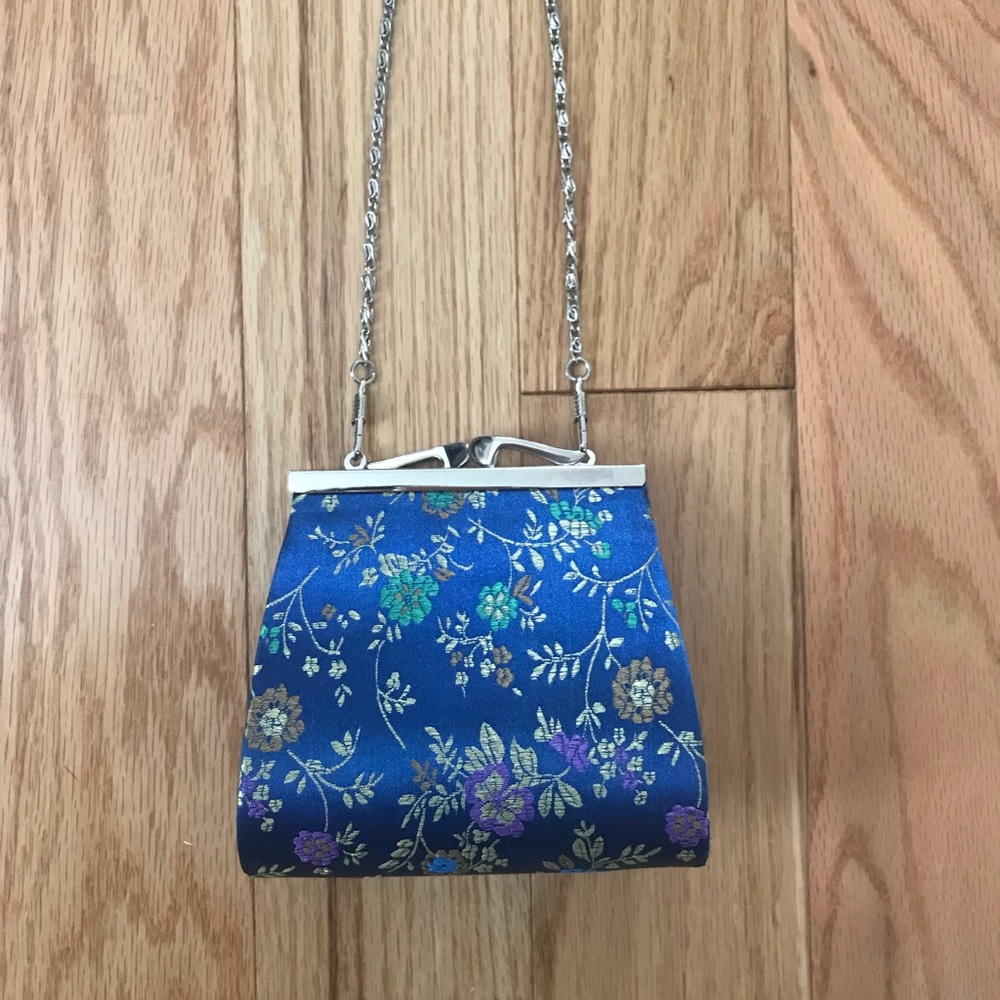 Mini clutch